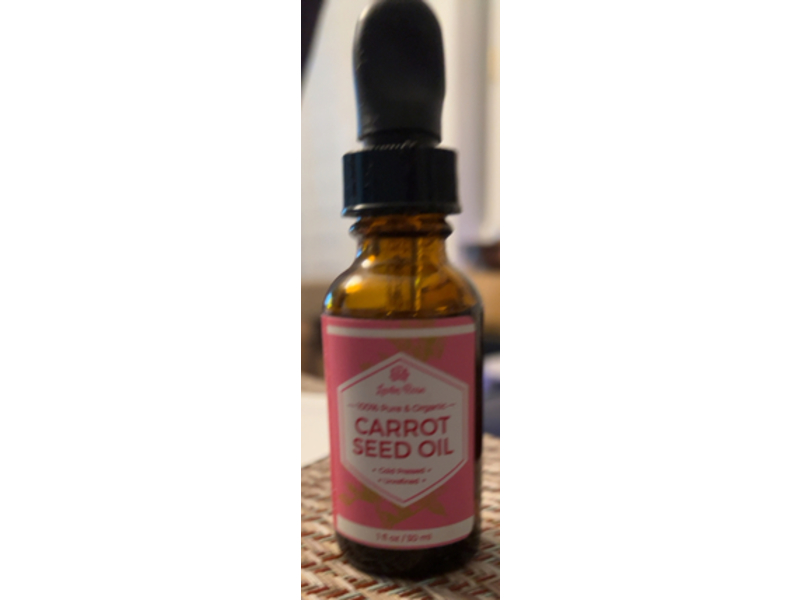 Leven Rose Pure & Organic Carrot Seed Oil, 1 fl oz/30 mL