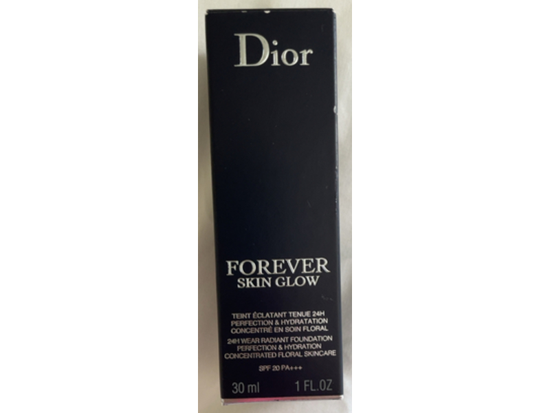 Dior Forever Skin Glow Foundation, 1.5W Warm, 1 fl oz/30 mL