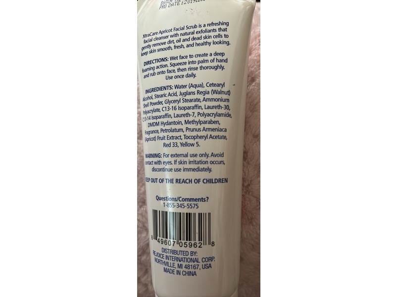Xtra Care Refreshing Scrub, Apricot, 8 oz/227 g
