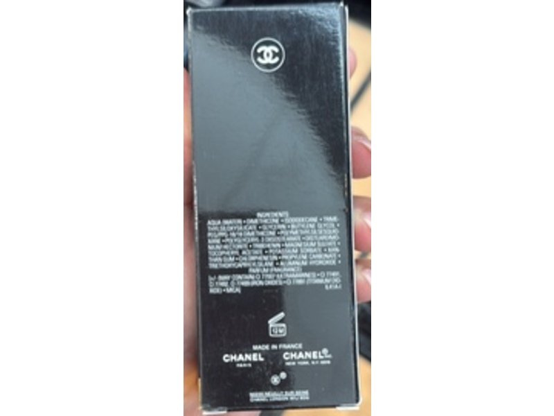 Chanel Ultra Le Teint Flawless Finish Foundation, BD111, 1 fl oz/30 mL