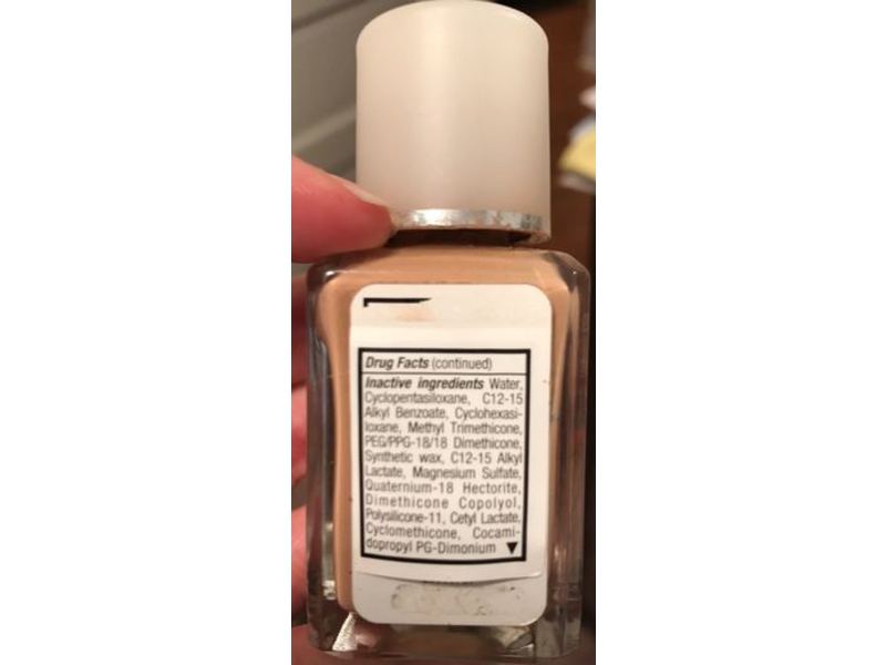 Neutrogena Skin Clearing Oil Free Liquid Makeup, Medium Beige, 1 fl oz/30 mL