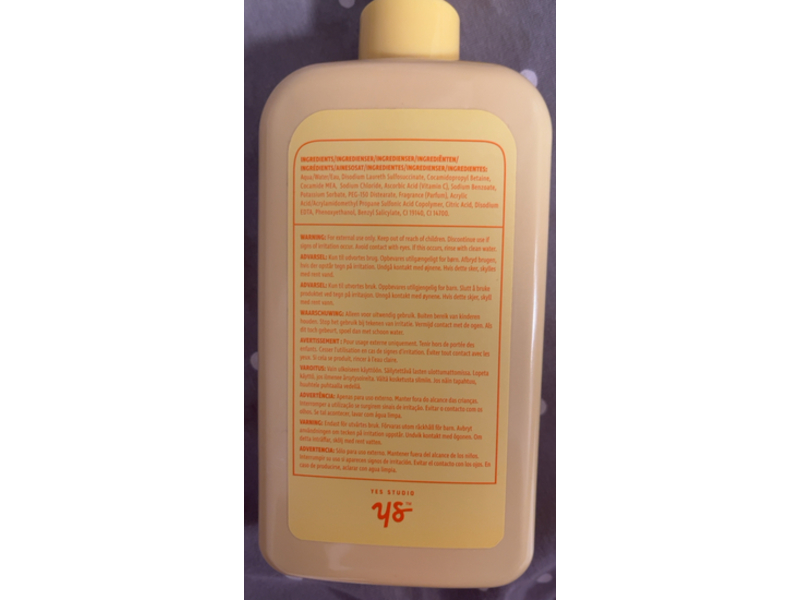 Yes Studio Tropical Twist Nourishing Shower Gel, Pineapple, 16.9 fl oz/500 mL