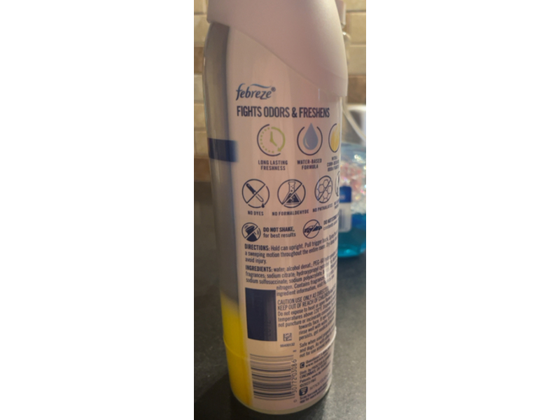 Febreze Kitchen Odor Fighter Air Mist, Fresh Lemon, 8.8 oz/250 g