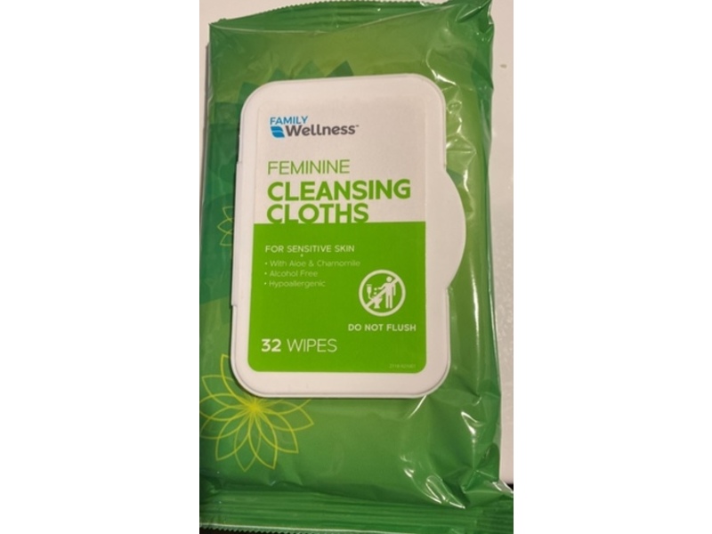 Family Wellness Feminine Cleansing Cloths, Aloe & Chamomile, 32 Count