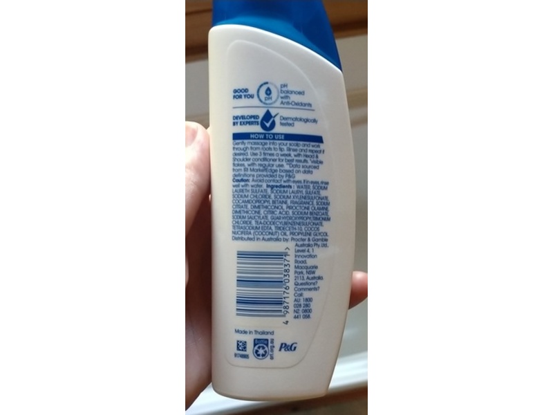 Head & Shoulders Dry Scalp Care Anti Dandruff Shampoo, 200 mL