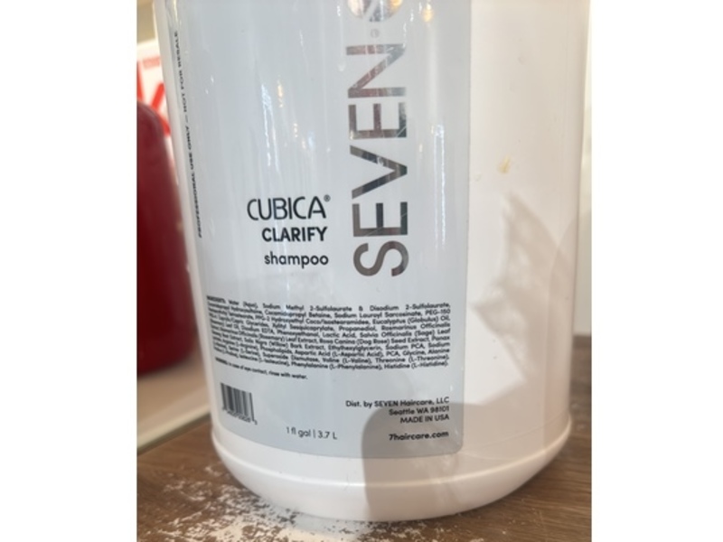 Seven Cubica Clarify Shampoo, 3.7 L