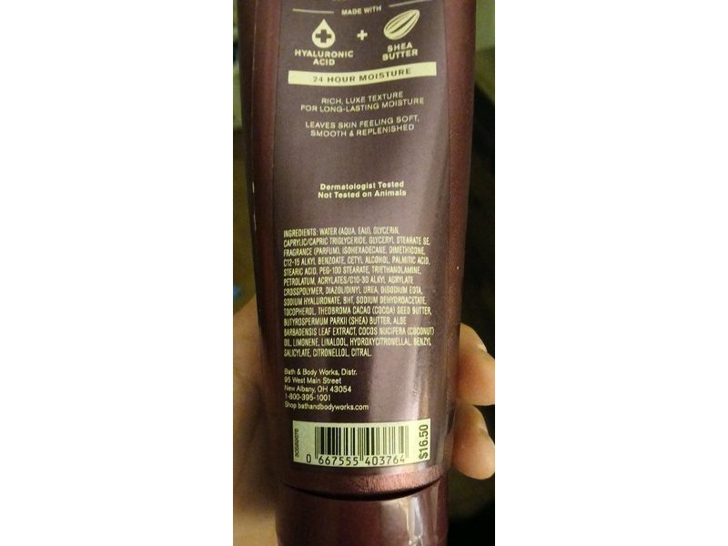 Bath & Body Works Ultimate Hydration Body Cream, A Thousand Christmas Wishes, 8 oz/226 g