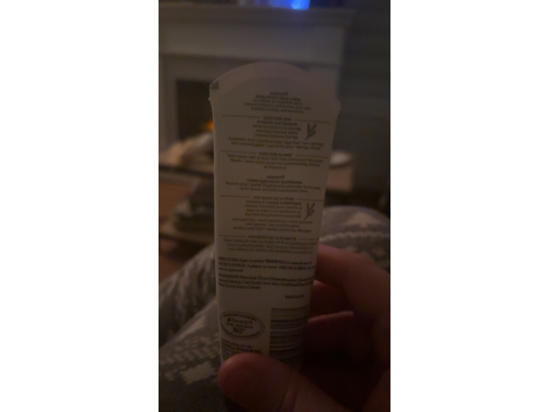 Aveeno Daily Moisturizing Lotion, 71 mL