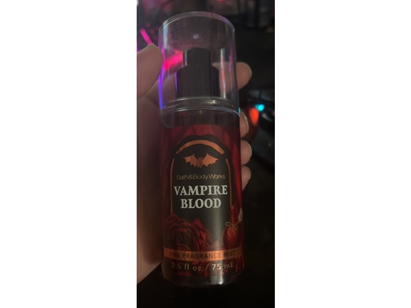 Bath & Body Works Halloween Fine Fragance Mist, Vampire Blood, 2.5 fl oz/75 mL