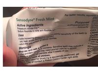 Sensodyne Fluoride Toothpaste, Fresh Mint, 4 oz/113 g, Pack Of 2 - thumbnail 4