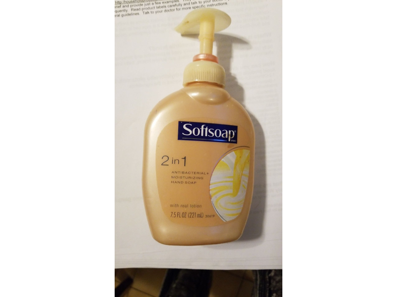 Softsoap Antibacterial 2 in 1 Hand soap Plus Real Moisturizing Lotion , 7.5 fl oz