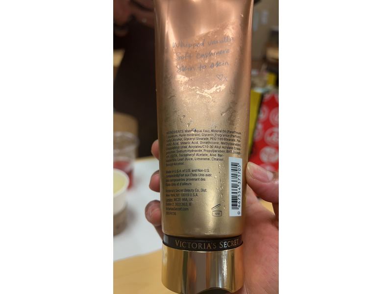 Victoria's Secret Bare Vanilla Fragrance Lotion, 8 fl oz/236 ml