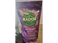 Radox Feel Relaxed Bath Salts, Lavender & Waterlily, 900 g - Image 3