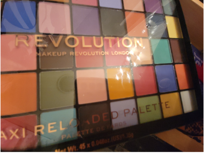 Revolution Maxi Reloaded Palette, Monster Mattes, 0.048 oz/1.35 g