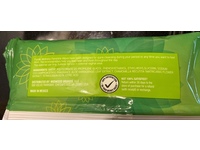 Family Wellness Feminine Cleansing Cloths, Aloe & Chamomile, 32 Count - thumbnail 3