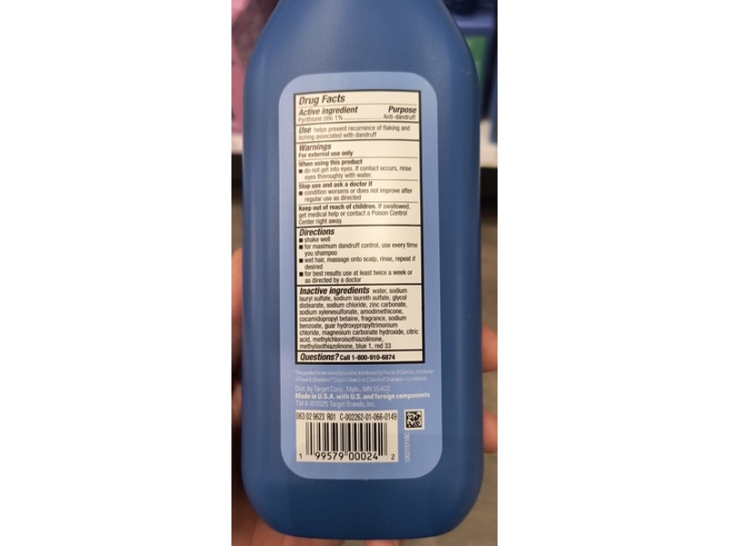 Up & Up Two In One Antidandruff Shampoo & Conditioner, 22 fl oz/651 mL