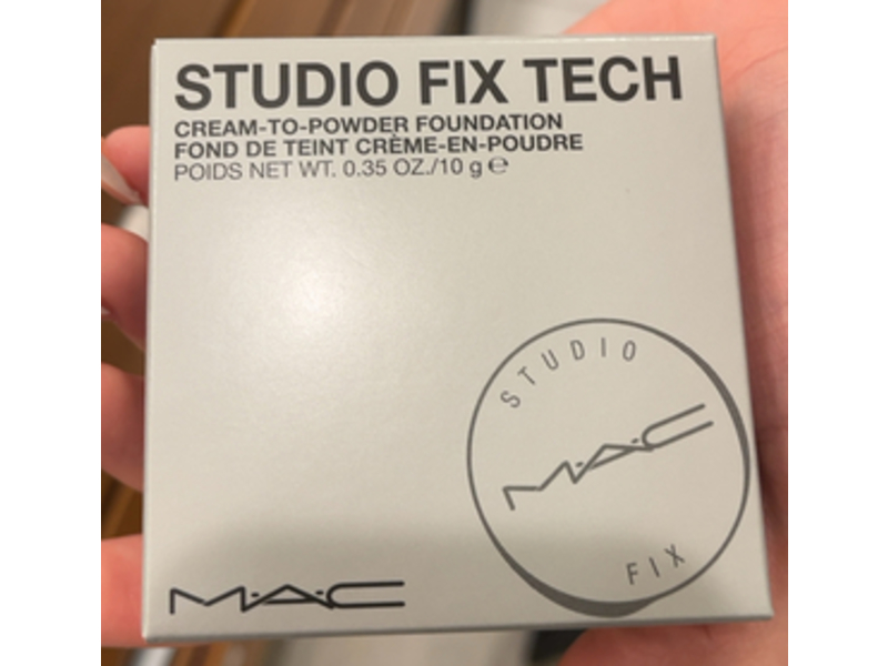 M.A.C Studio Fix Tech Cream-To-Powder Foundation, NC20, 0.35 oz/10 g