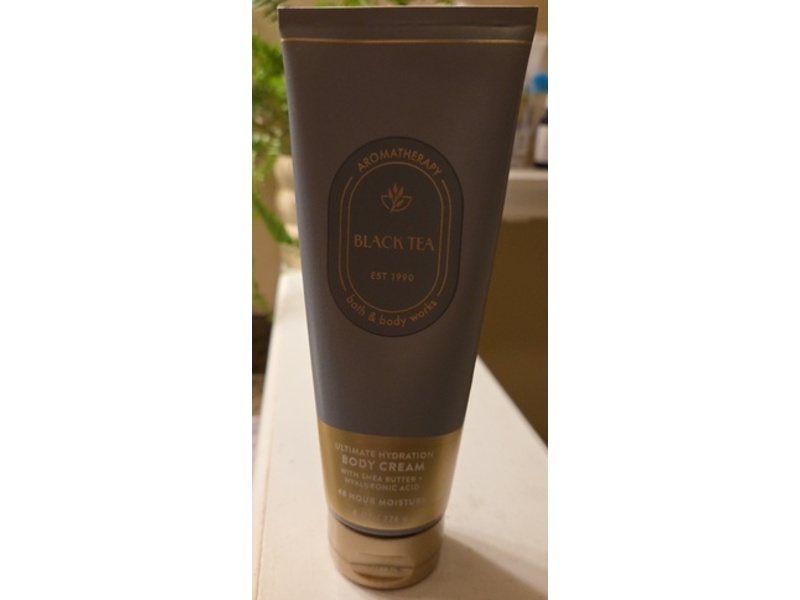 Bath & Body Works Black Tea Ultimate Hydration Body Cream, Shea Butter + Hyaluronic Acid, 8 oz/226 g
