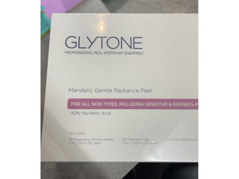 Glytone Mandelic Gentle Radiance Peel Kit, 40% Mandelic Acid