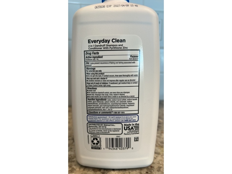 Equate Everyday Clean 2 In 1 Dandruff Shampoo & Conditioner, 28.2 fl oz/834 mL