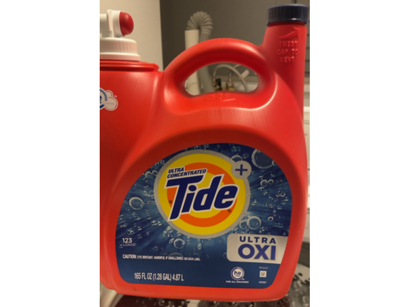 Tide Ultra Concentrated Ultra Oxi Laundry Detergent, 123 Loads, 165 fl oz/4.87 L
