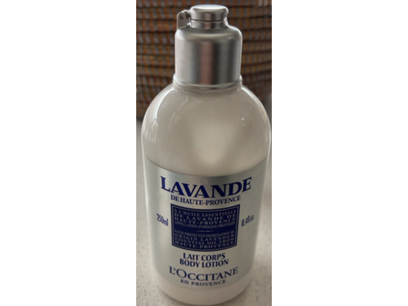 L'Occitane En Provence Body Lotion, Lavende, 8.4 fl oz/250 mL