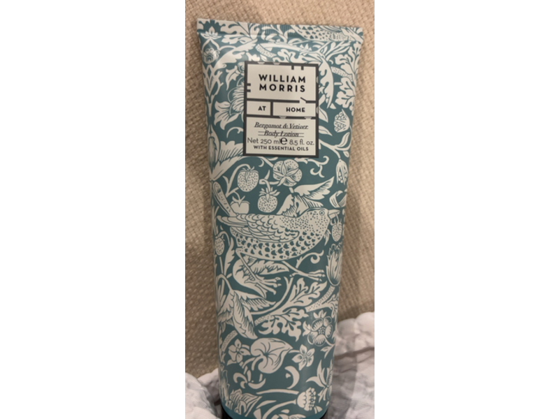 Heathcote & Ivory William Morris Bergamot & Vetiver Body Lotion, 8.5 fl oz/250 mL