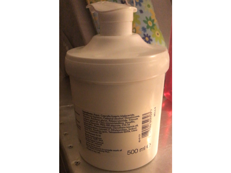 Boots DermaCare Daily Moisturizing Cream, 500 mL