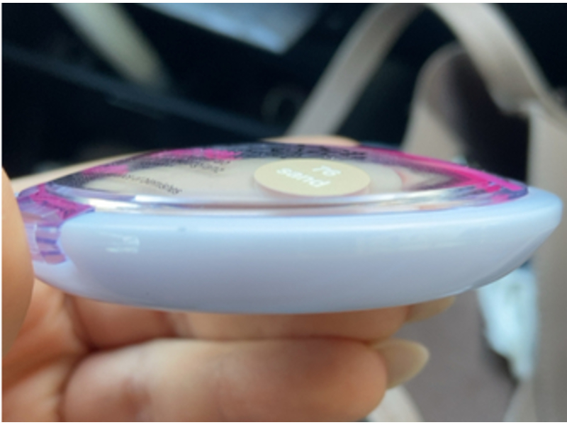 Manhattan Clear Face Compact Powder, 76 Sand, 9 g