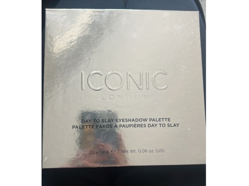 Iconic London Day To Slay Eyeshadow Palette, 0.06 oz