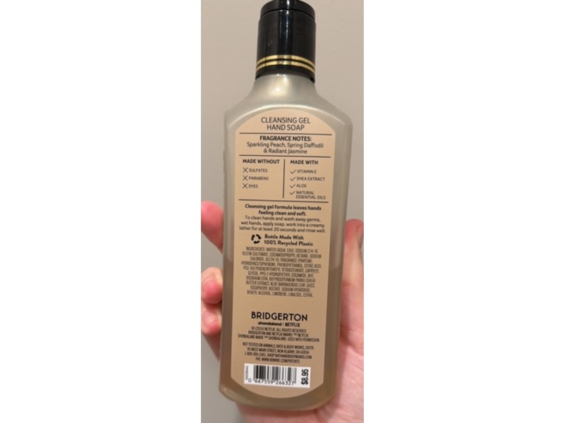 Bath & Body Works Cleansing Gel Hand Soap, Diamond Of The Season, 8 fl oz/236 mL