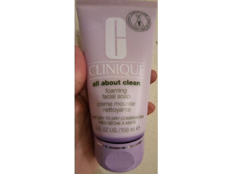 Clinique Foaming Facial Soap, Very Dry To Dry Combination, 5 fl oz/150 mL