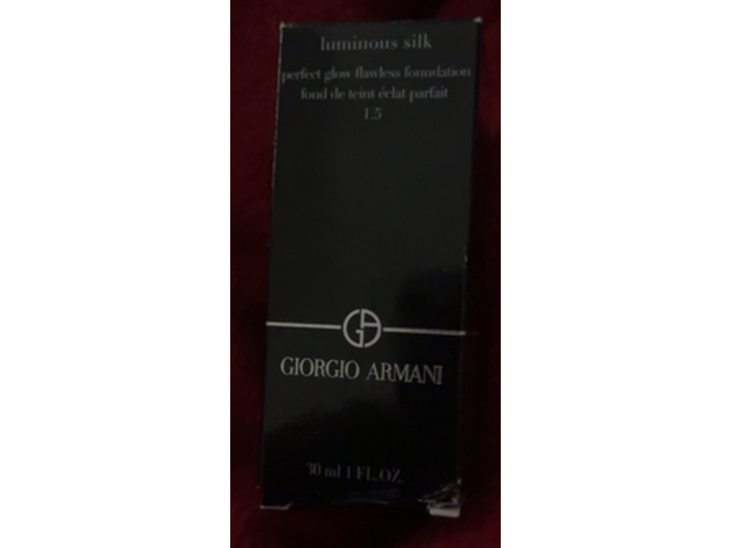 Giorgio Armani Luminous Silk Perfect Glow Flawless Foundation, 1.5 Fair Neutral, 1 fl oz/30 mL