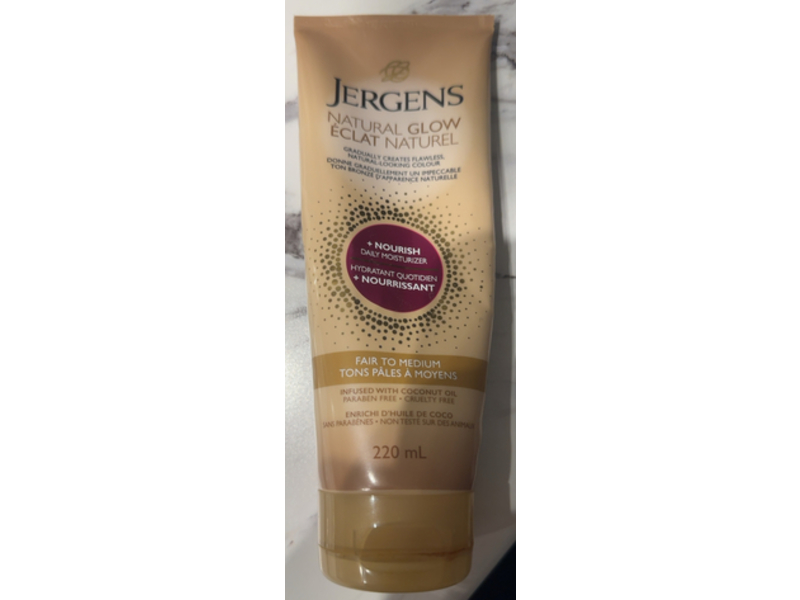 Jergens Natural Glow +Nourish Daily Moisturizer, Fair To Medium, 220 mL