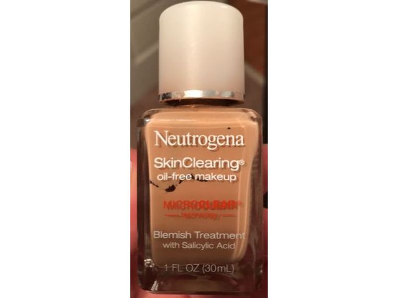 Neutrogena Skin Clearing Oil Free Liquid Makeup, Medium Beige, 1 fl oz/30 mL