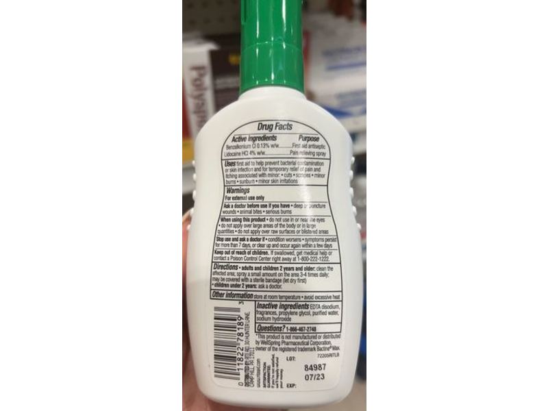 Rite Aid Maximum Strength Pain Relieving Spray, No Sting, 5 fl oz/148 mL