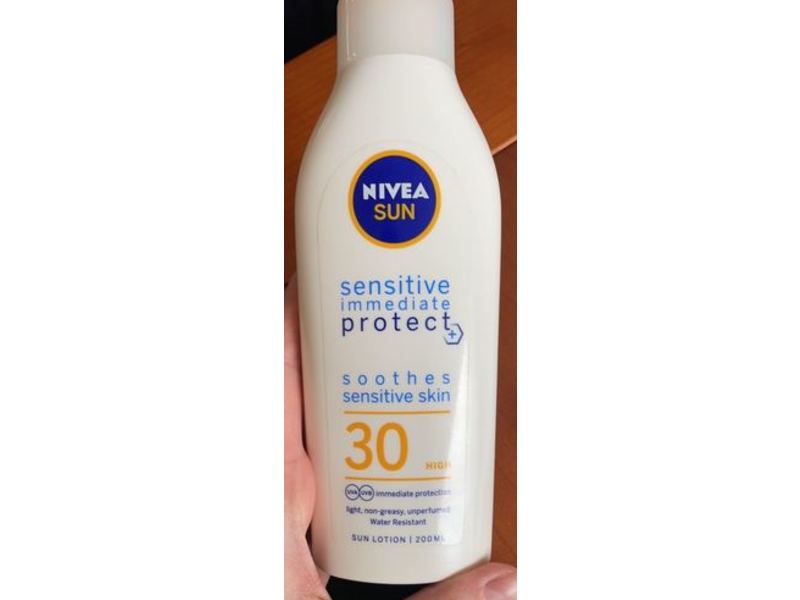 Nivea Sun Sensitive Immediate Protect Soothing Sun Lotion, SPF 30, 200 mL