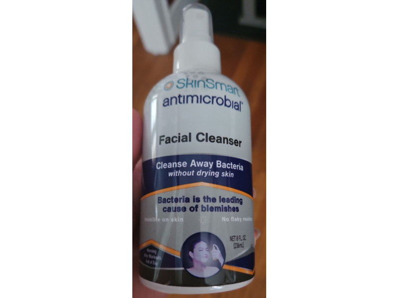 SkinSmart Antimicrobial Facial Cleanser Spray, 8 fl oz/236 mL