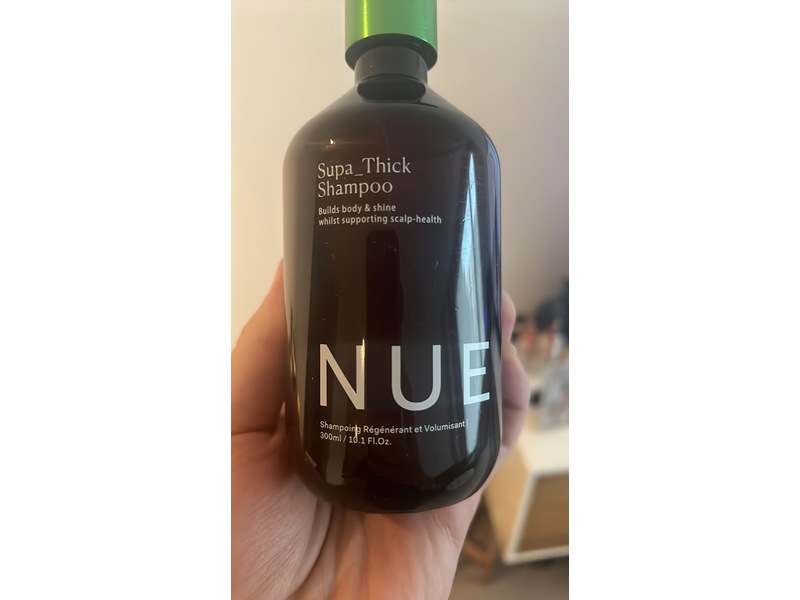 The Nue Co Supa _ Thick Shampoo, 8.45 fl oz/250 mL