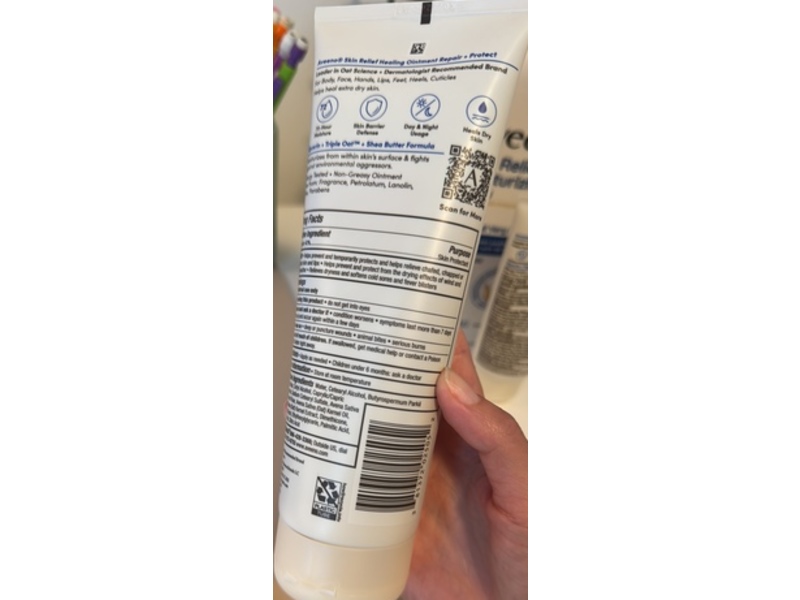 Aveeno Skin Relief Healing Ointment, Triple Oat + Shea Butter, 7.2 oz/204 g