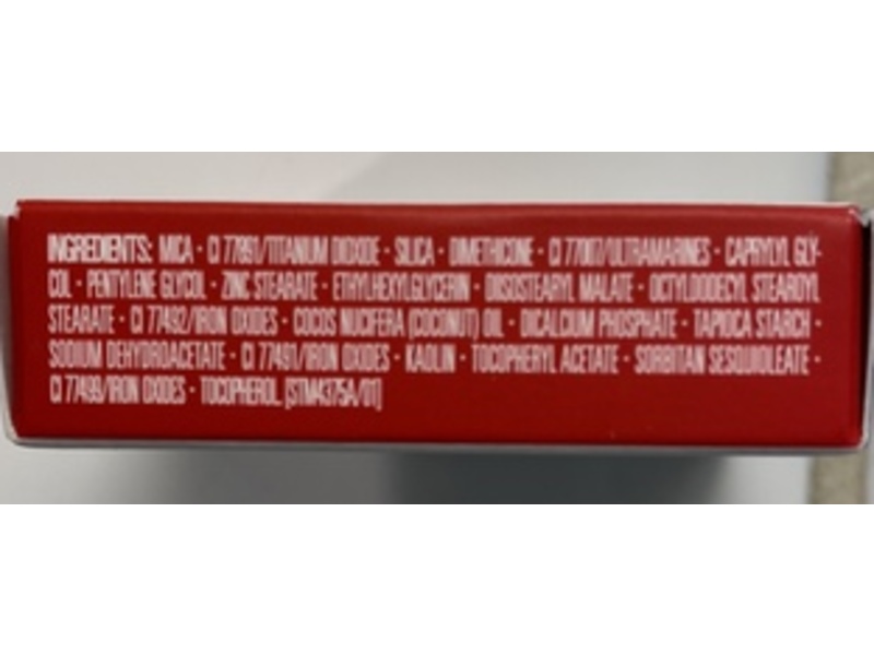 Clarins Ombre Skin Intense Colour Powder Eyeshadow, 01 Matte Ivory, 0.05 oz/1.5 g