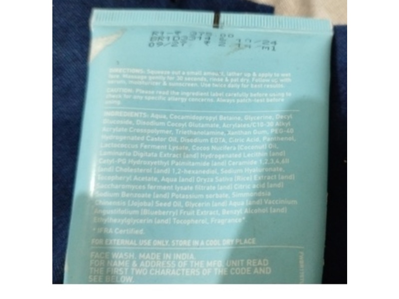 Dot & Key Hydrating Gentle Face Wash, 175 mL