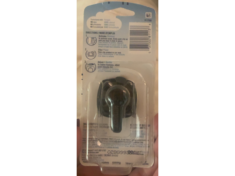 Febreze Car Vent Clip Air Freshener, Linen & Sky, 0.06 fl oz/2 mL, 1 Count