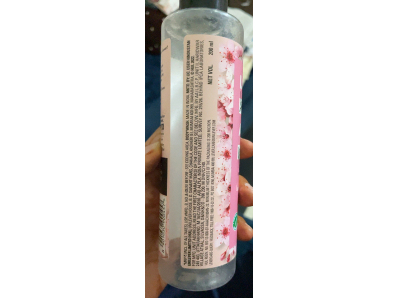 Love Beauty & Planet Luxurious Floral Body Wash, Cherry Blossom & Tea Rose, 200 mL