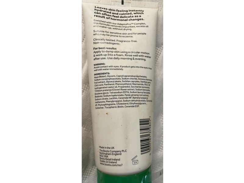 No7 Derm Solutions Calming Gel Cleanser, 6.7 fl oz/200 mL