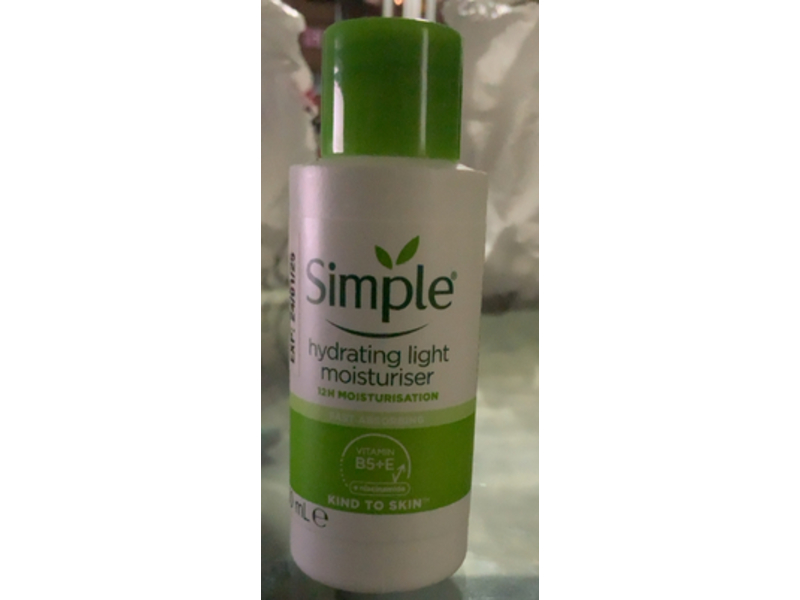 Simple Hydrating Light Moisturiser, 50 mL