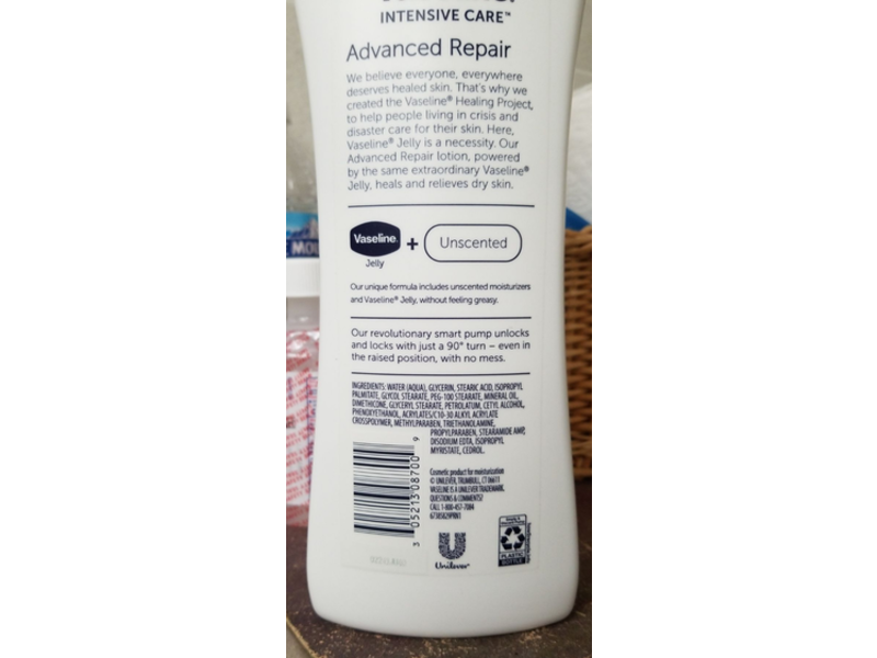 Vaseline Advanced Repair Body Lotion, Intensive Care, Unscented, 20.3 fl oz/600 mL