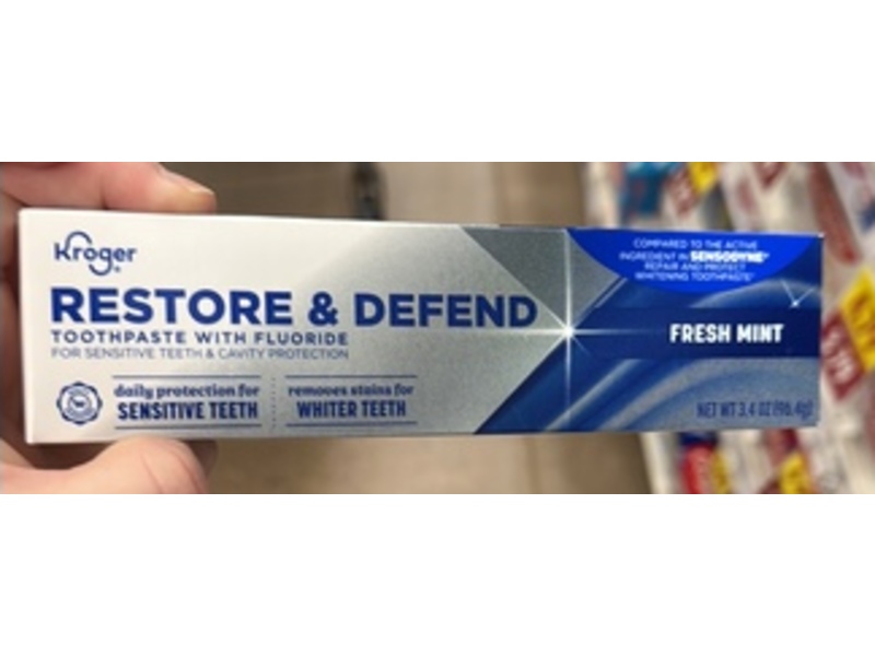 Kroger Restore & Defend Toothpaste, Fresh Mint, 3.4 oz/96.4 g