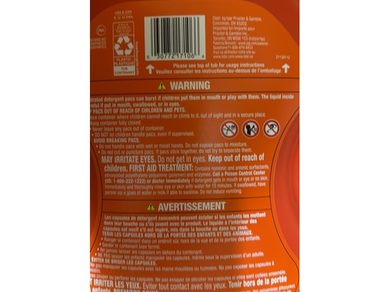 Tide PODS 3-In-1 Laundry Detergent Pacs, Original Scent, 85 oz/2.42 kg, 102 Pacs