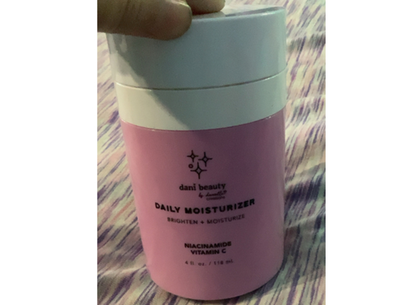 Dani Beauty Daily Mosturizer, 4 fl oz/118 mL